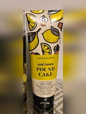 *Retired* Bath & Body Works Iced Lemon Pound Cake Body Cream